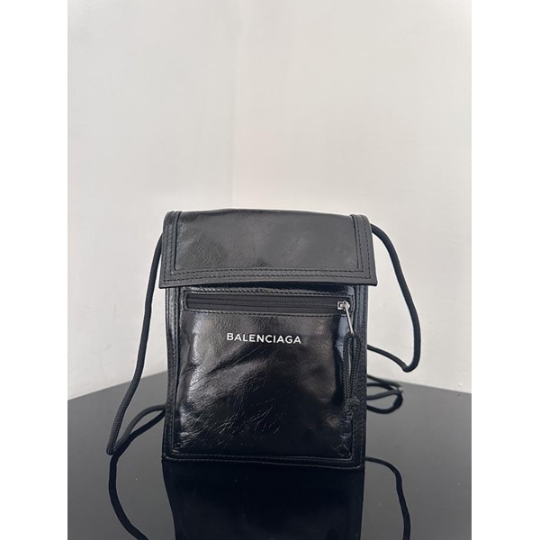  بالنسياغاالحقيبة-053