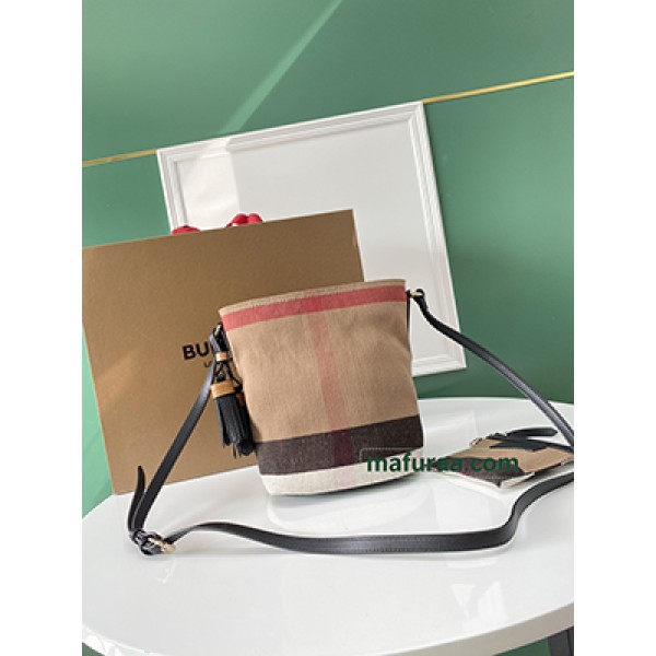 بربري كيس 008 الحجم : 17×15.5×24.5 سم