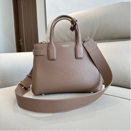 بربري كيس 032 الحجم : 26×12×19 سم