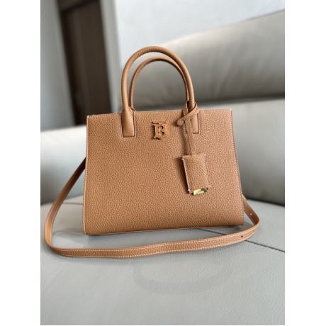 بربري كيس 071 الحجم : 27×11×20 سم