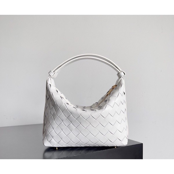 بوتيجا فينيتا كيس 013 الحجم : 22×13×9 سم