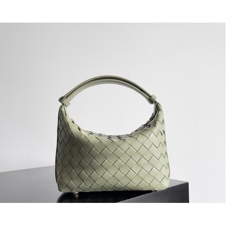 بوتيجا فينيتا كيس 021 الحجم : 22×13×9 سم