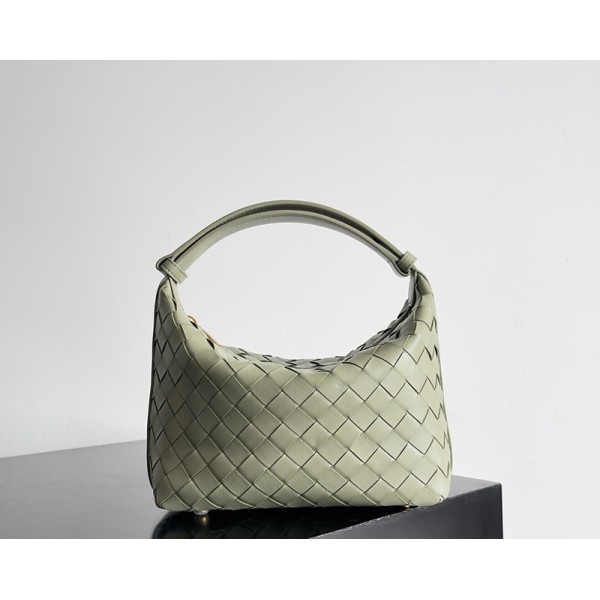 بوتيجا فينيتا كيس 021 الحجم : 22×13×9 سم