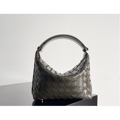 بوتيجا فينيتا كيس 022 الحجم : 22×13×9 سم