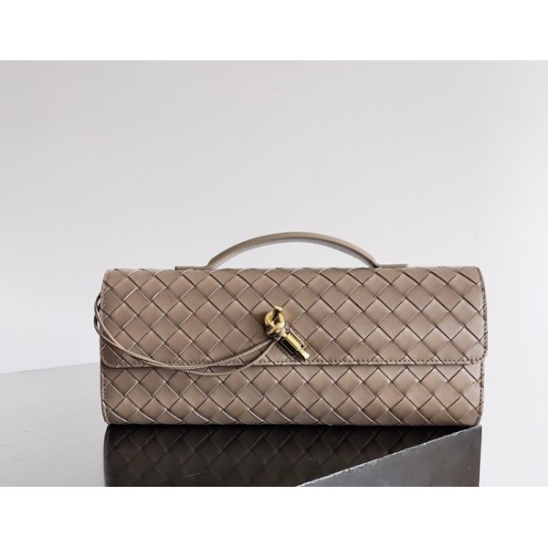 بوتيجا فينيتا كيس 024 الحجم : 31×13×3 سم