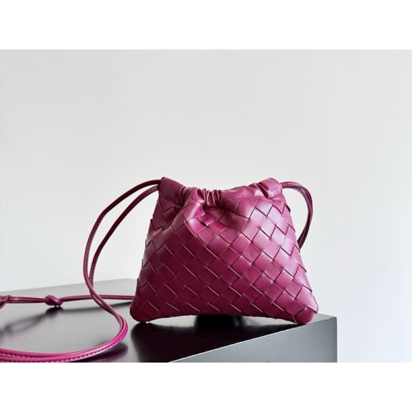 بوتيجا فينيتا كيس 033 الحجم : 32×23×1 سم