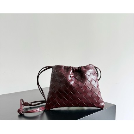 بوتيجا فينيتا كيس 034 الحجم : 32×23×1 سم