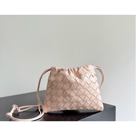 بوتيجا فينيتا كيس 036 الحجم : 32×23×1 سم