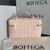 بوتيجا فينيتا كيس 043 الحجم : 22×12.5×5 سم