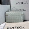 بوتيجا فينيتا كيس 044 الحجم : 22×12.5×5 سم