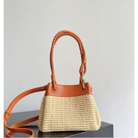 بوتيجا فينيتا كيس 047 الحجم : 21×17×16.5 سم