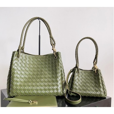 بوتيجا فينيتا كيس 065 الحجم : 21×17×16.5 سم