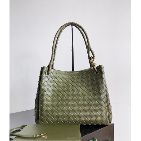 بوتيجا فينيتا كيس 066 الحجم : 30×26×20 سم