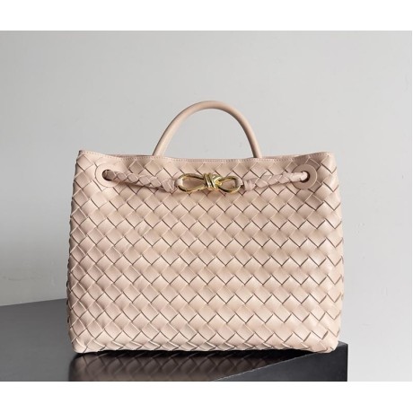 بوتيجا فينيتا كيس 089 الحجم : 32×24×12 سم