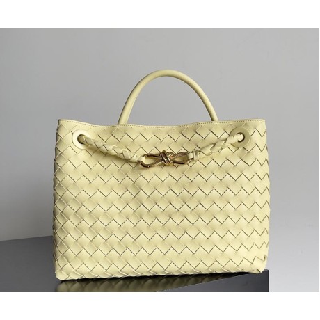 بوتيجا فينيتا كيس 090 الحجم : 32×24×12 سم