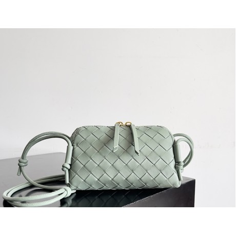 بوتيجا فينيتا كيس 110 الحجم : 18.5×11.5×8.5 سم