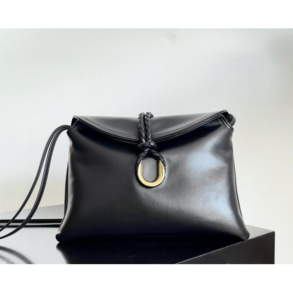 بوتيجا فينيتا كيس 130 الحجم : 30×20×8 سم