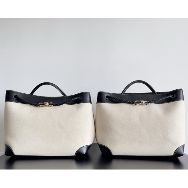 بوتيجا فينيتا كيس 136 الحجم : 45×22×34 سم