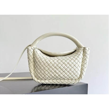 بوتيجا فينيتا كيس 147 الحجم : 23×11×8 سم