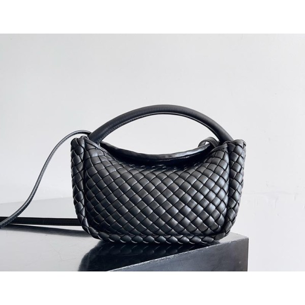 بوتيجا فينيتا كيس 153 الحجم : 23×11×8 سم