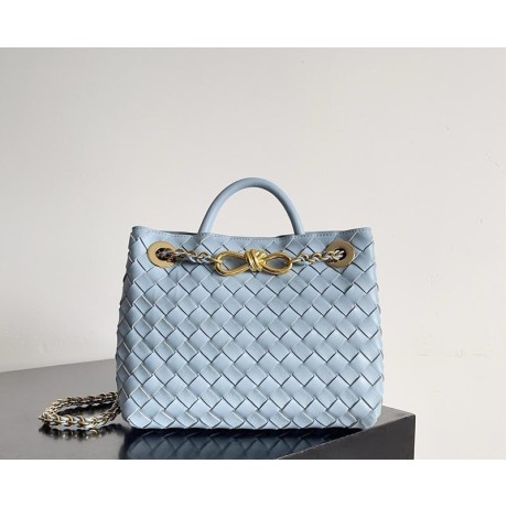 بوتيجا فينيتا كيس 162 الحجم : 25×22×10.5 سم