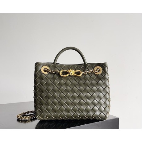 بوتيجا فينيتا كيس 163 الحجم : 25×22×10.5 سم