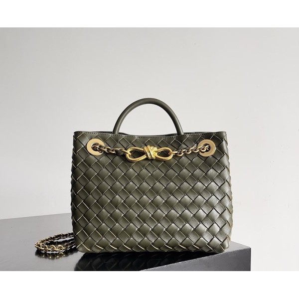 بوتيجا فينيتا كيس 163 الحجم : 25×22×10.5 سم