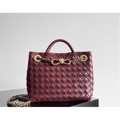 بوتيجا فينيتا كيس 164 الحجم : 25×22×10.5 سم