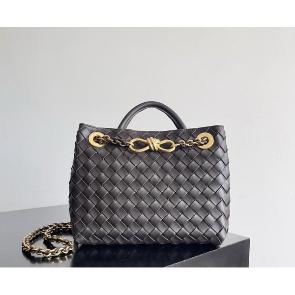 بوتيجا فينيتا كيس 168 الحجم : 25×22×10.5 سم