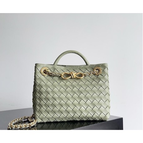 بوتيجا فينيتا كيس 169 الحجم : 25×22×10.5 سم