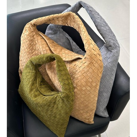 بوتيجا فينيتا كيس 177 الحجم : 53×24×13 سم / 41×20×8 سم