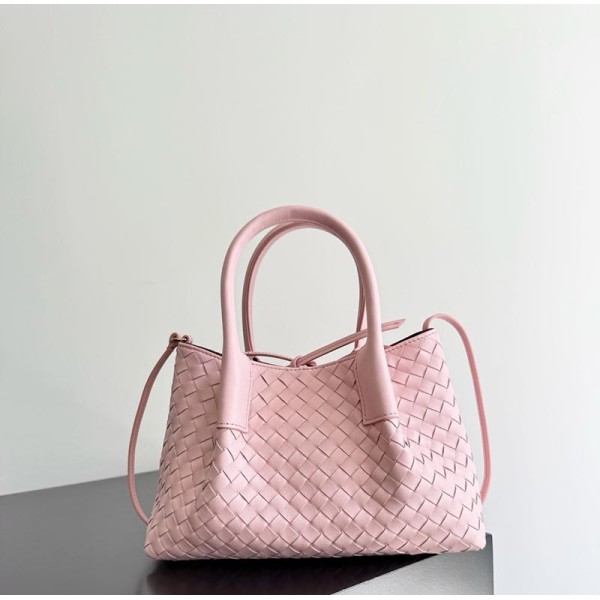 بوتيجا فينيتا كيس 183 الحجم : 24×15×12 سم / 43×23×17.5 سم