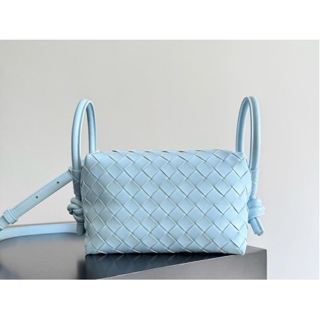 بوتيجا فينيتا كيس 187 الحجم : 19×12×9 سم