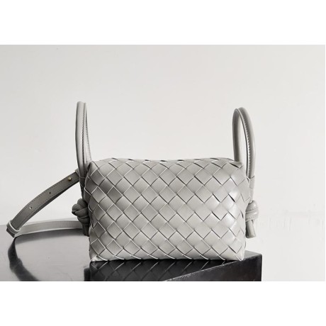 بوتيجا فينيتا كيس 188 الحجم : 19×12×9 سم