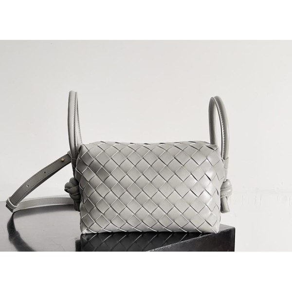 بوتيجا فينيتا كيس 188 الحجم : 19×12×9 سم