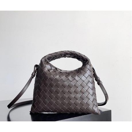 بوتيجا فينيتا كيس 196 الحجم : 25.5×14.5×11 سم