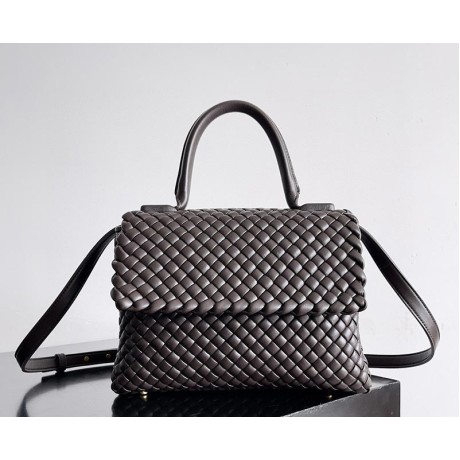 بوتيجا فينيتا كيس 214 الحجم : 19×26×11 سم