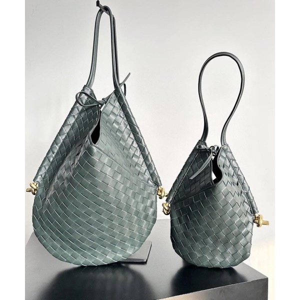 بوتيجا فينيتا كيس 221 الحجم : 29×3×52 سم / 26×3×30 سم