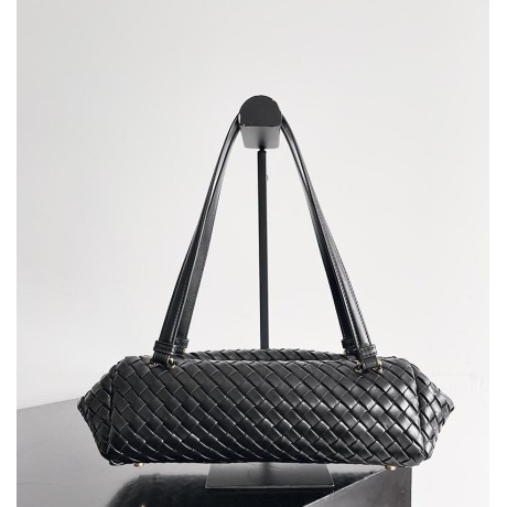 بوتيجا فينيتا كيس 225 الحجم : 37×13×11.5 سم