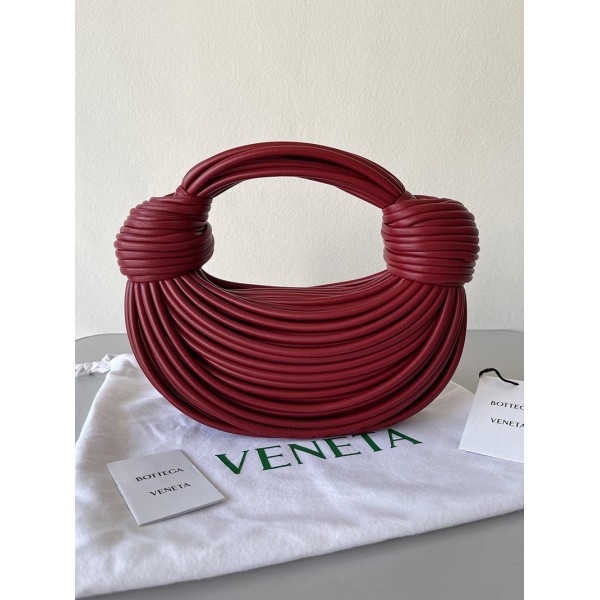 بوتيجا فينيتا كيس 232 الحجم : 22×15.5×6.5 سم