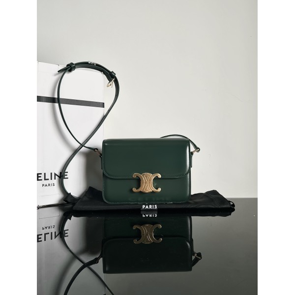 Bag-Celine-032 Size : 18.5 X 14 X 6cm