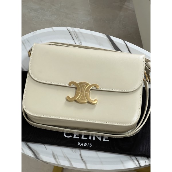 Bag-Celine-080 Size : 22.5 X 16.5 X 7.5cm