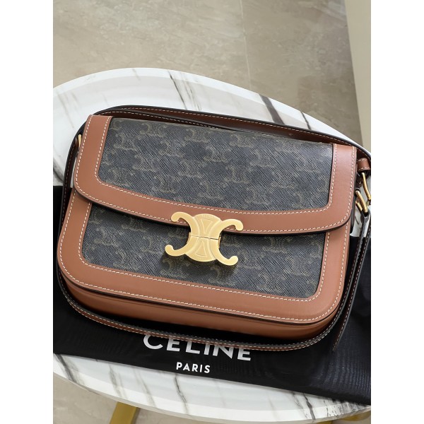 Bag-Celine-093 Size : 22.5 X 16.5 X 7.5cm
