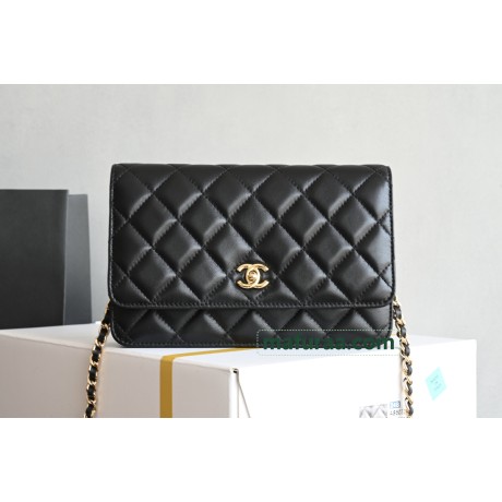 Bag-CH-126 Size :   12x13x3.5cm