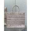 Bag-Dior-052 Size :  42 x 18 x 35cm