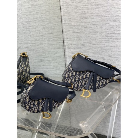 Bag-Dior-064 Size :  19.5 x 6 x 15cm