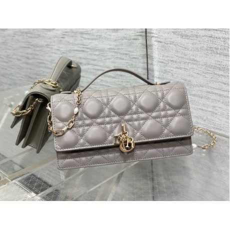 Bag-Dior-093 Size :  21 x 11 x 5cm