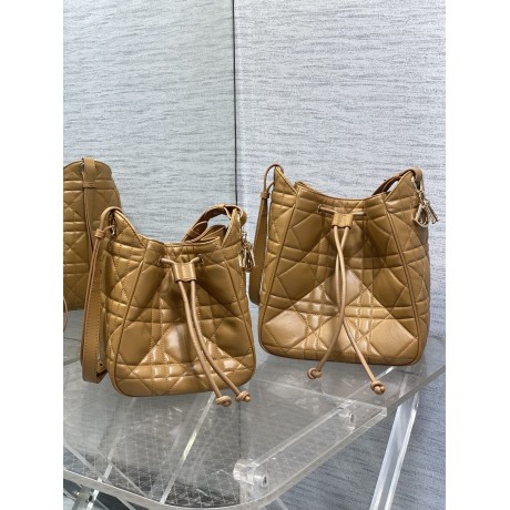 Bag-Dior-245 Size :  17 x 19.5 x 11cm