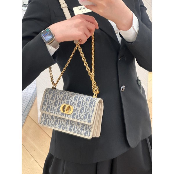 Bag-Dior-253 Size :  19 x 5.5 x 13cm 