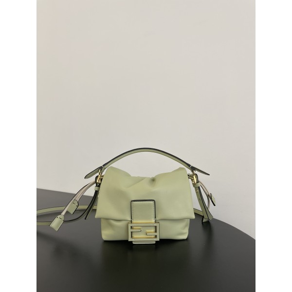 Bag-Fendi-001 Size :   20x7.5x13cm